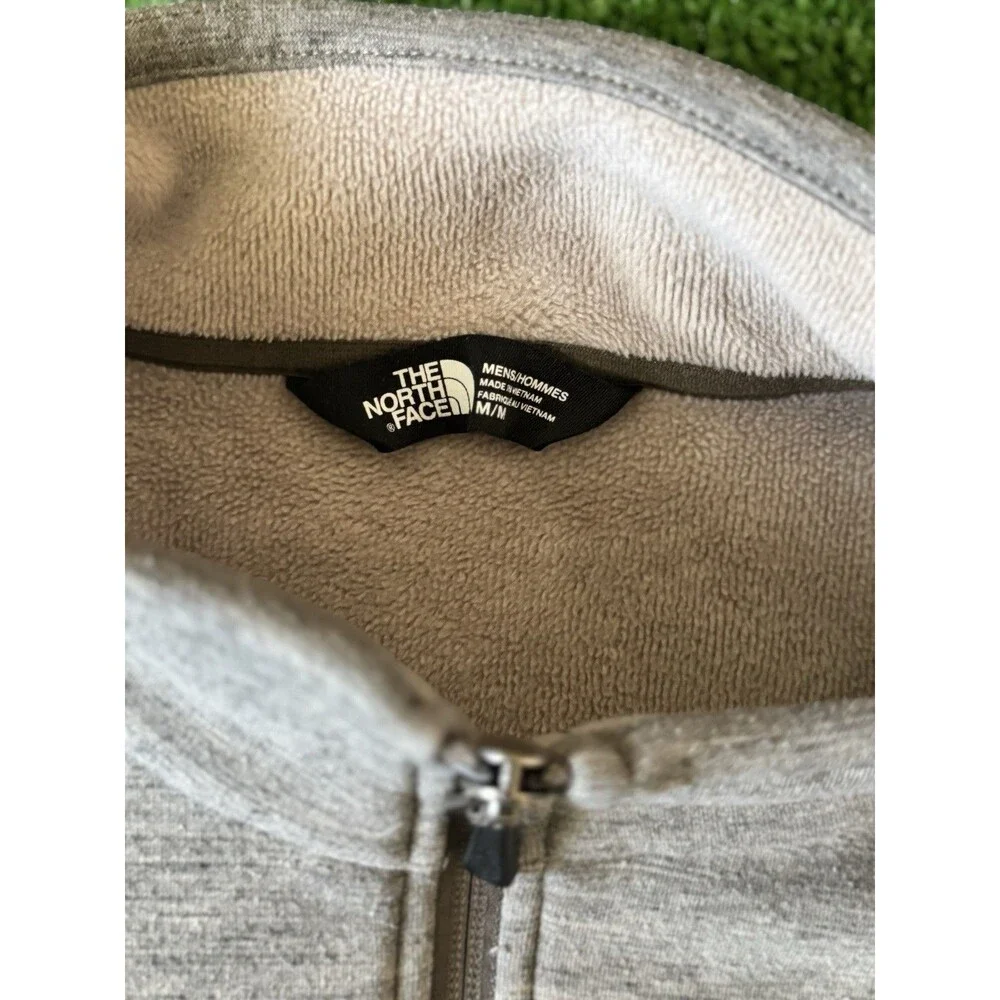 The North Face Men’s Gray Full Zip Fleece Jacket Stand-Up Collar Size M